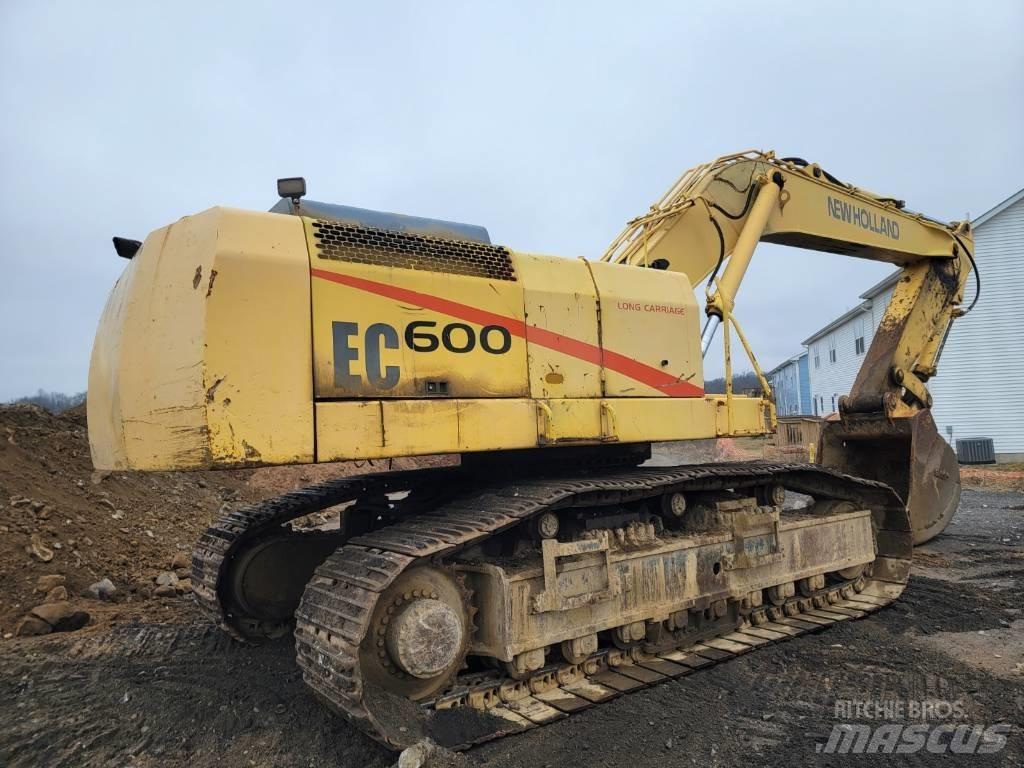 New Holland EC600 Kāpurķēžu ekskavatori