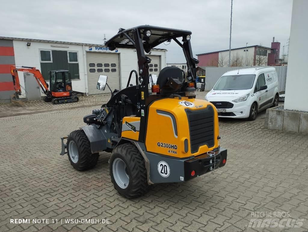GiANT G2300 Xtra HD Lietoti riteņu kompaktiekrāvēji