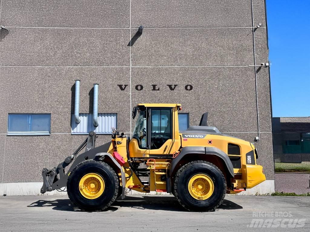 Volvo L 120 H Iekrāvēji uz riteņiem