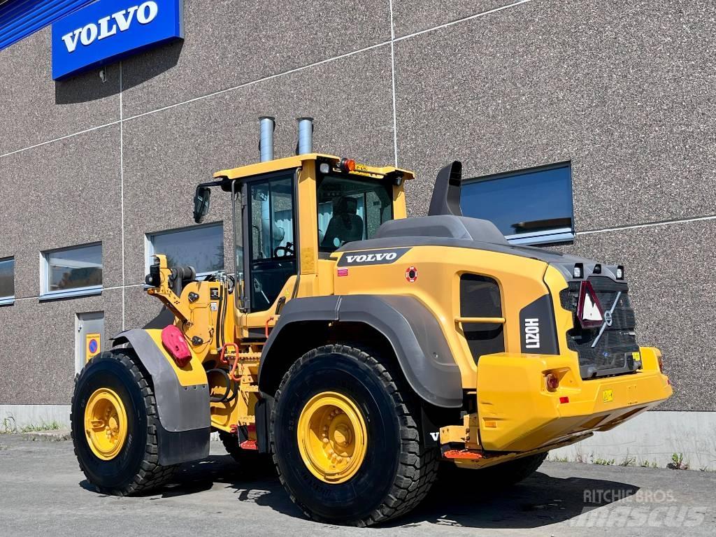 Volvo L 120 H Iekrāvēji uz riteņiem