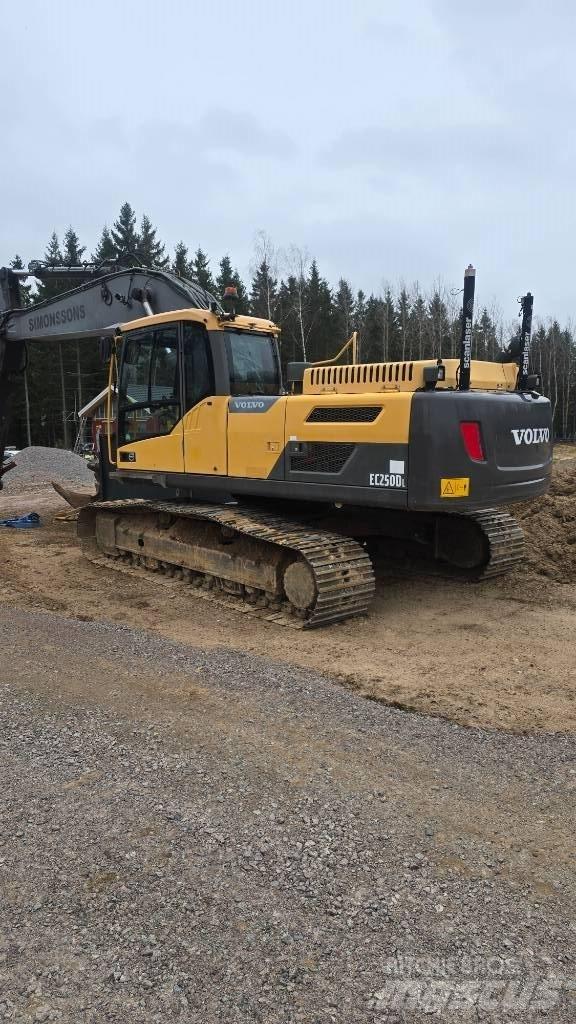 Volvo EC 250 D L Kāpurķēžu ekskavatori