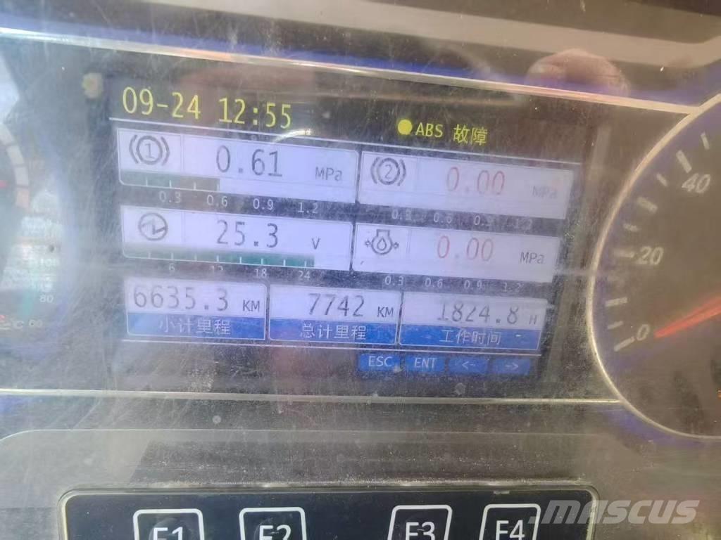 Sany STC800T5 Visurgājēji celtņi