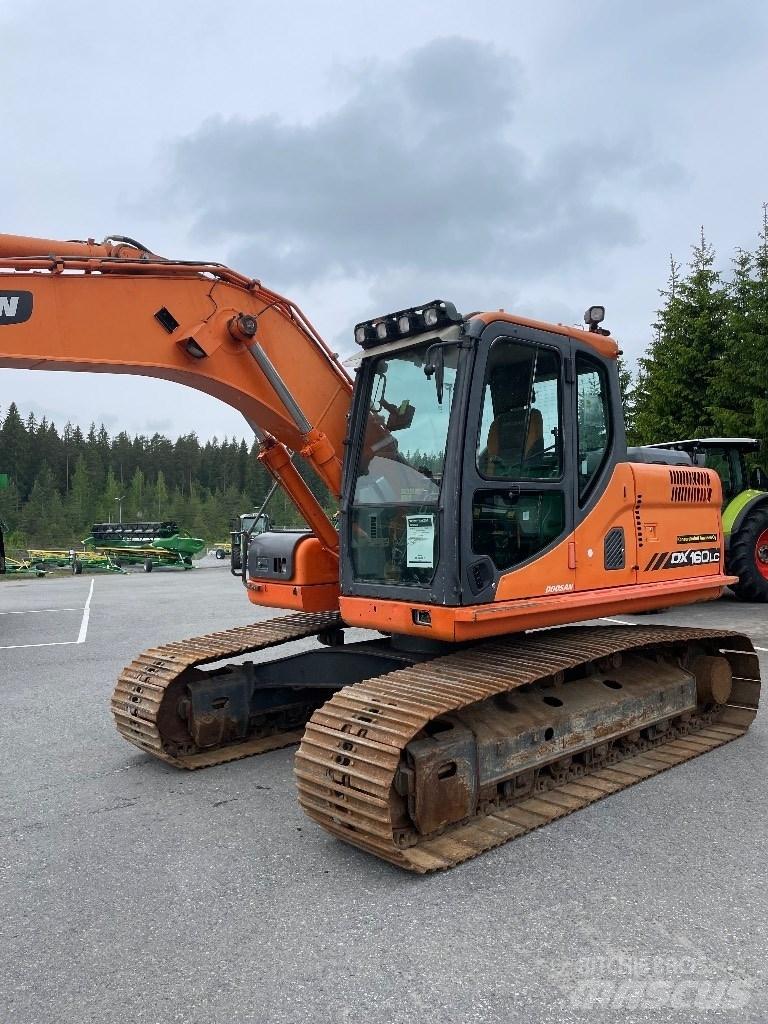 Doosan DX 160 Kāpurķēžu ekskavatori