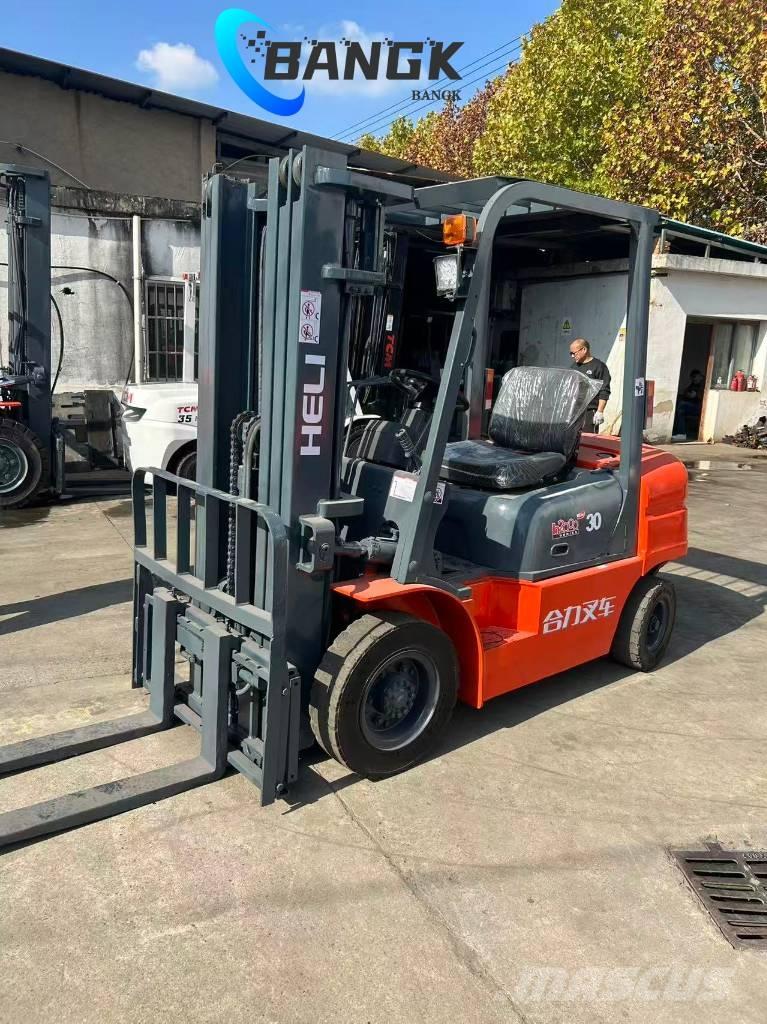 Heli K30 Tehnika ar dīzeļa dzinēju