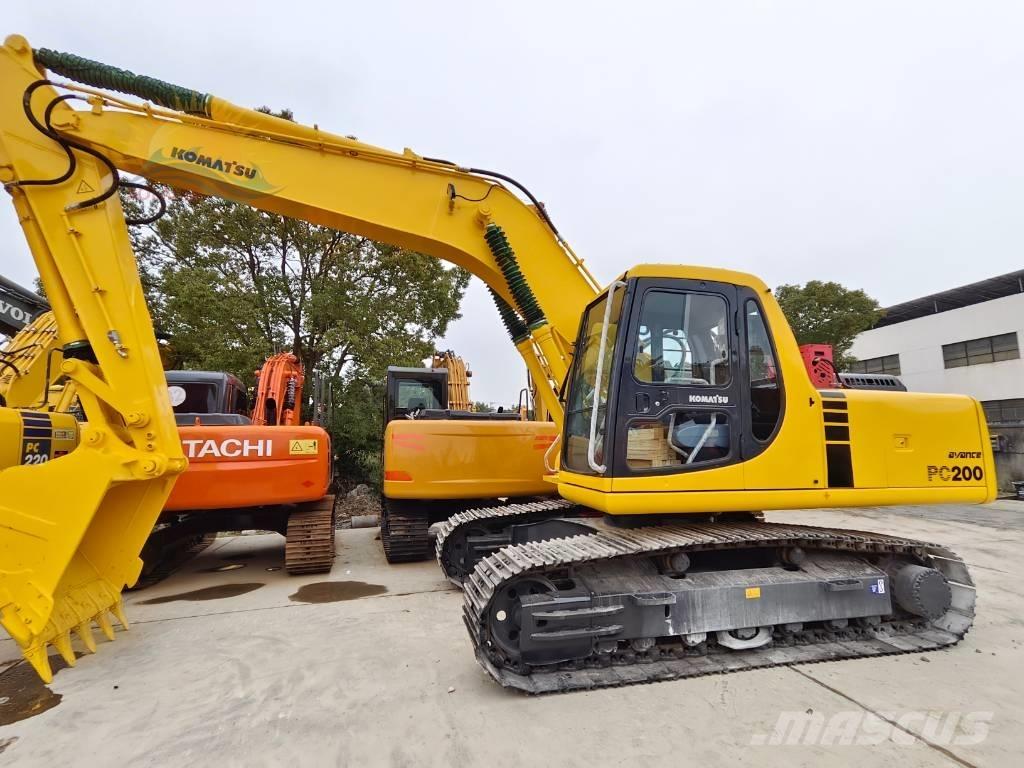 Komatsu PC 200-6 Kāpurķēžu ekskavatori
