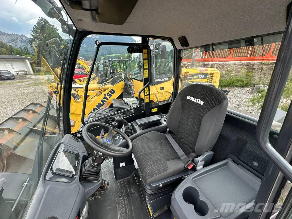 Komatsu WA 100 Iekrāvēji uz riteņiem