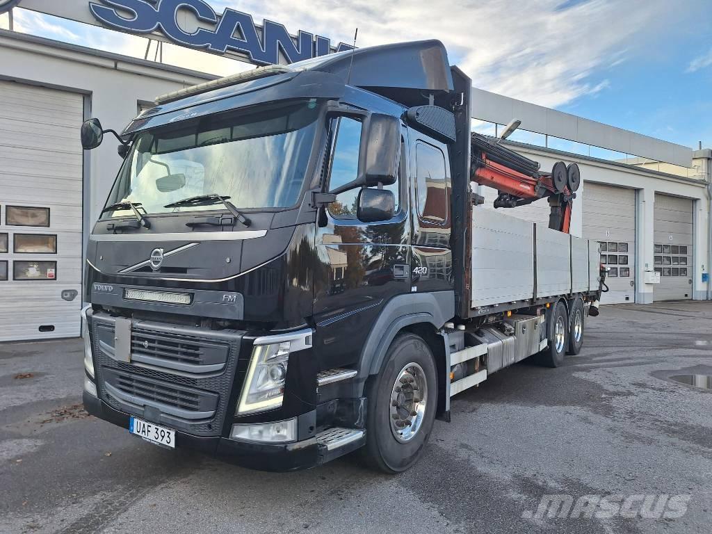 Volvo FM  6x2 Smagās mašīnas ar celtni