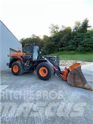 Doosan DL 320-7 Iekrāvēji uz riteņiem
