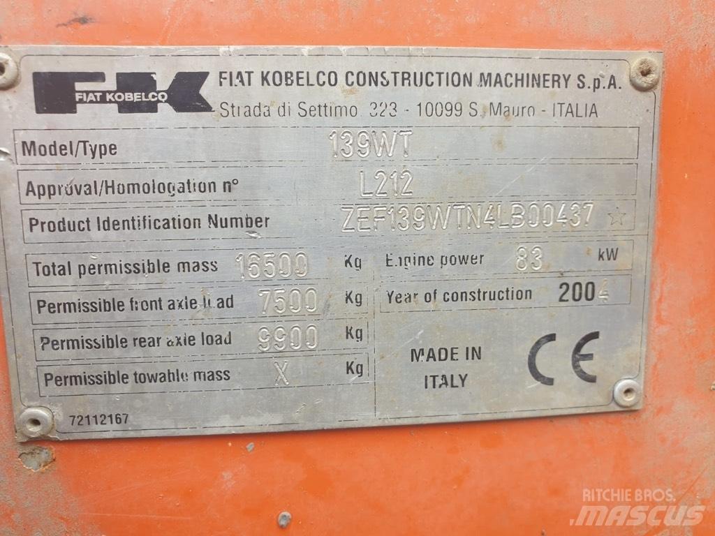 Fiat-Kobelco E 145 W Ekskavatori uz riteņiem