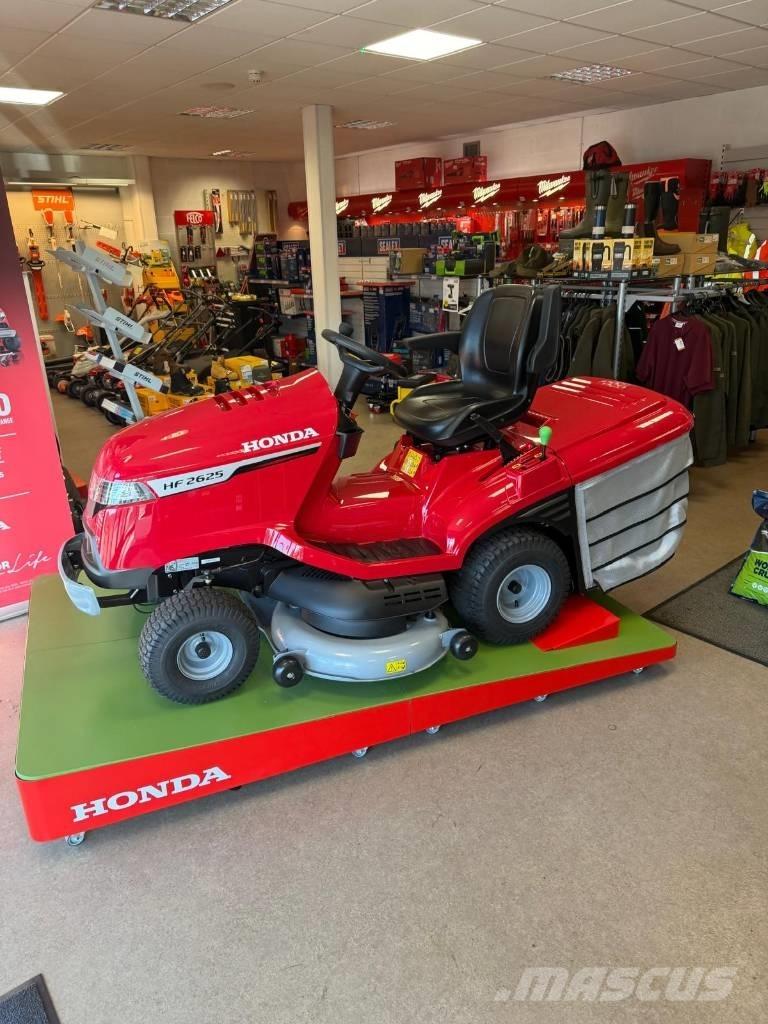 Honda HF2625 Mauriņa traktors
