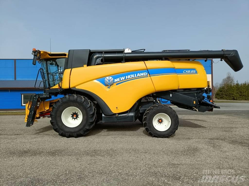 New Holland CX 8.85 Ražas novākšanas kombaini