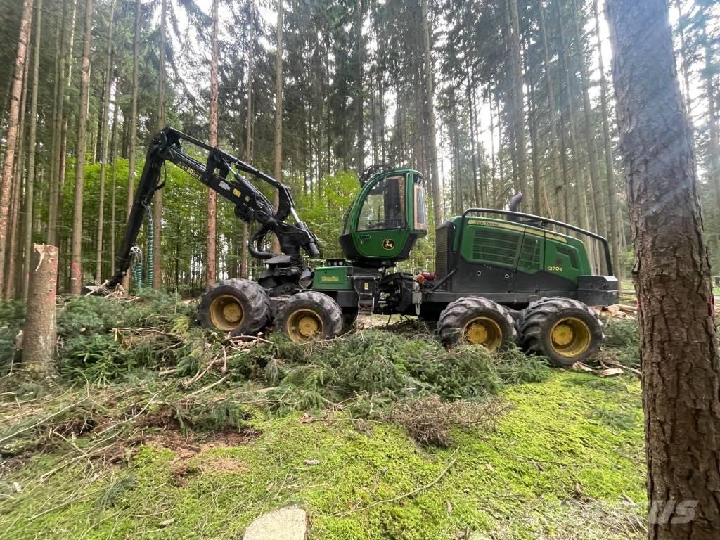 John Deere 1270 G Harvesteri
