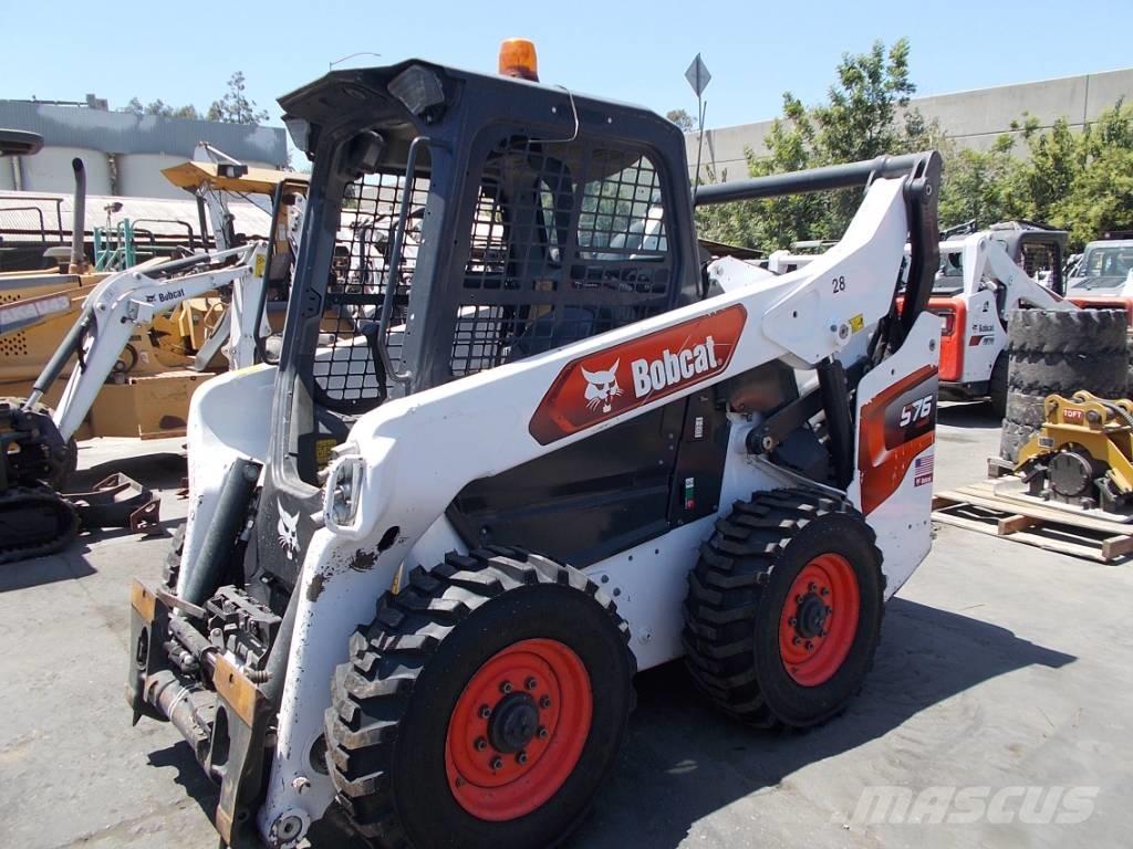 Bobcat S76 Lietoti riteņu kompaktiekrāvēji