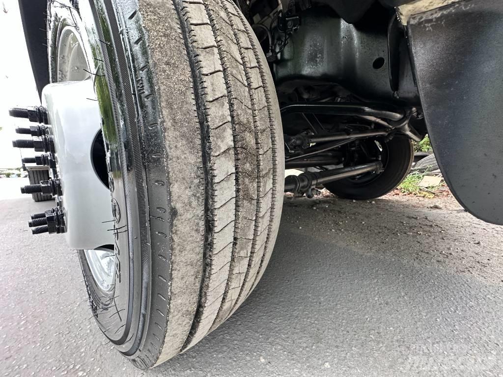 Ford F 550 Vieglais kravas automobilis/izkraušana no sāniem