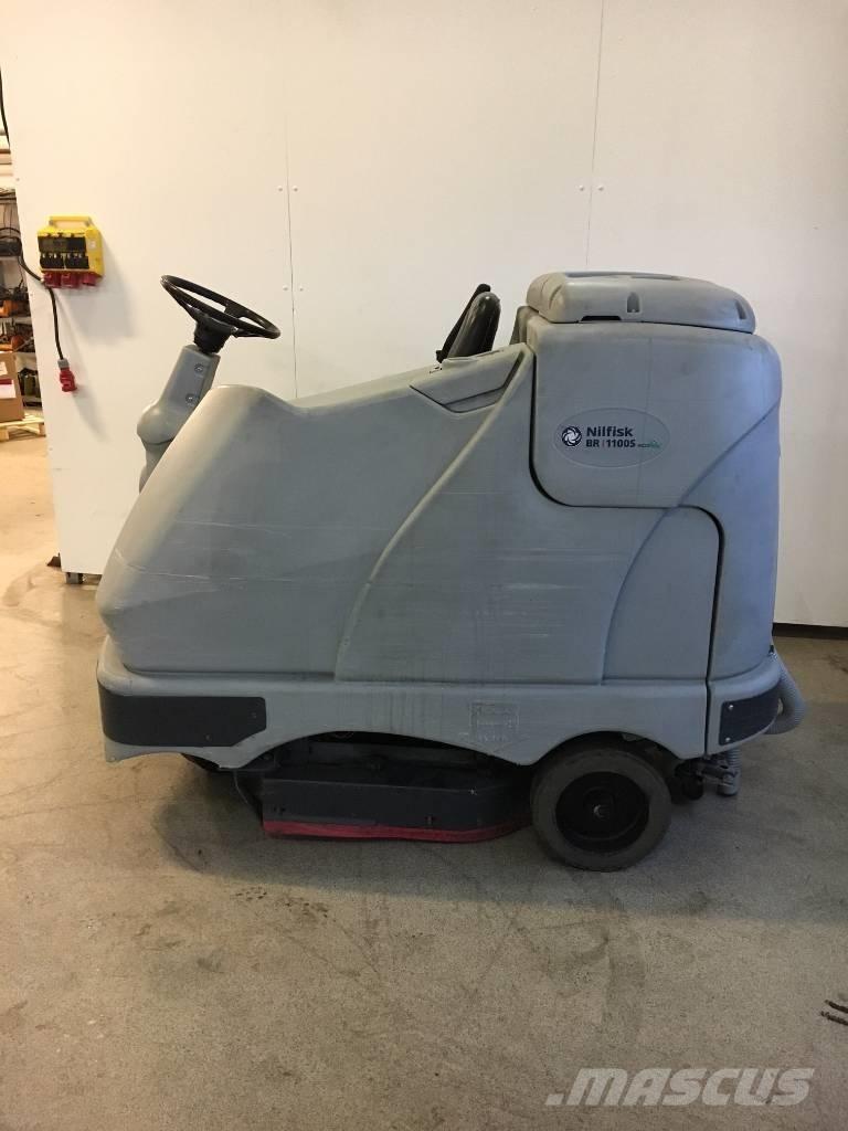 Nilfisk BR 1100 Kombinētais skrubis/ slaucītājs