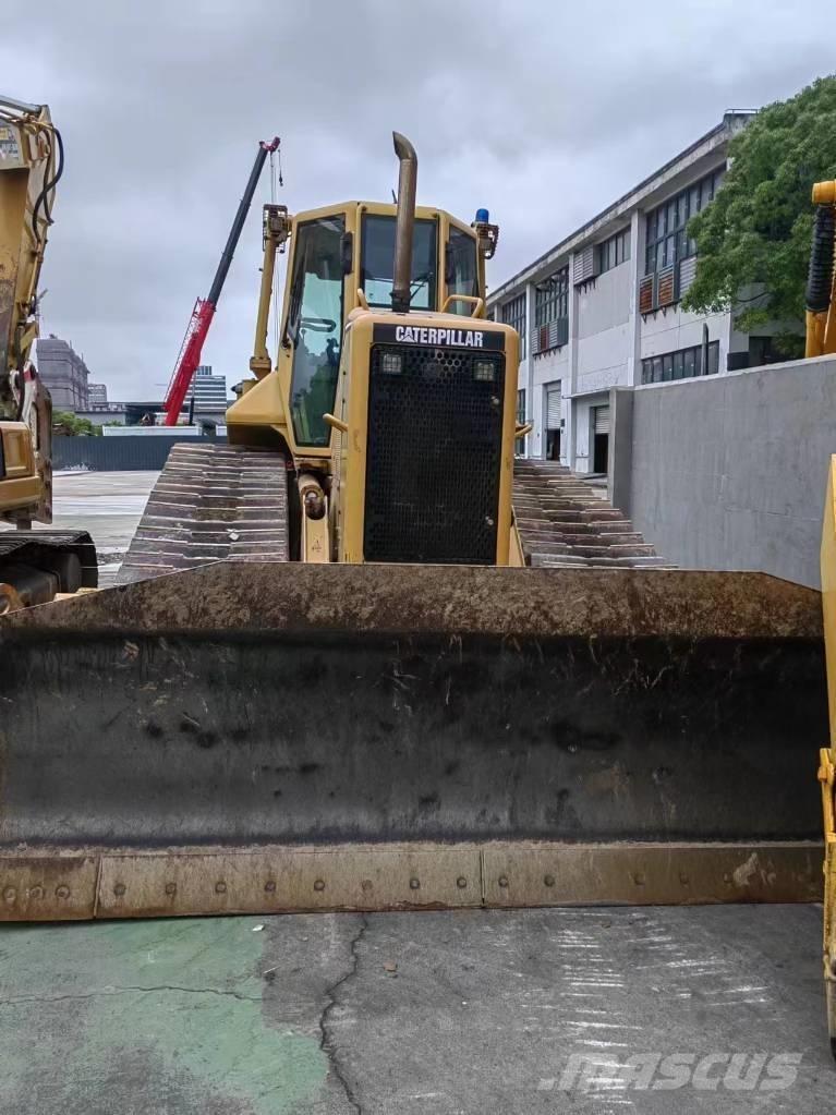 CAT D5N Kāpurķēžu buldozeri