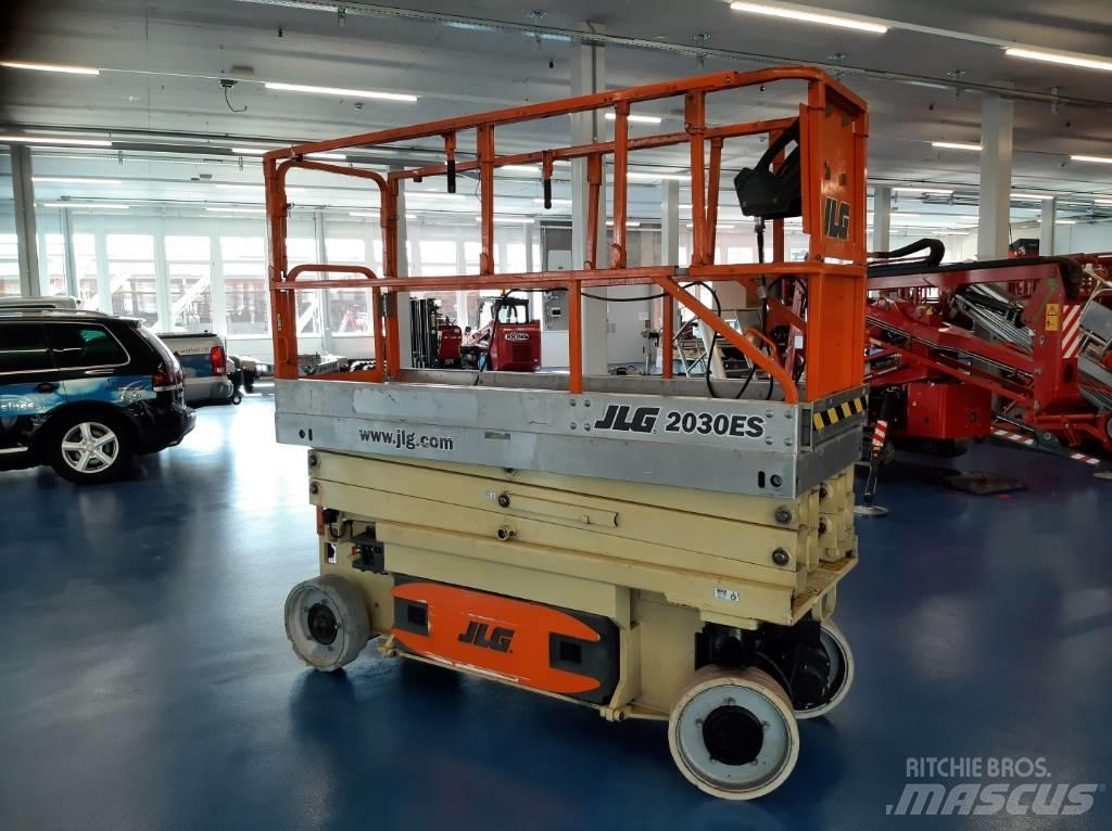 JLG 2030 ES Šķerveida pacēlāji