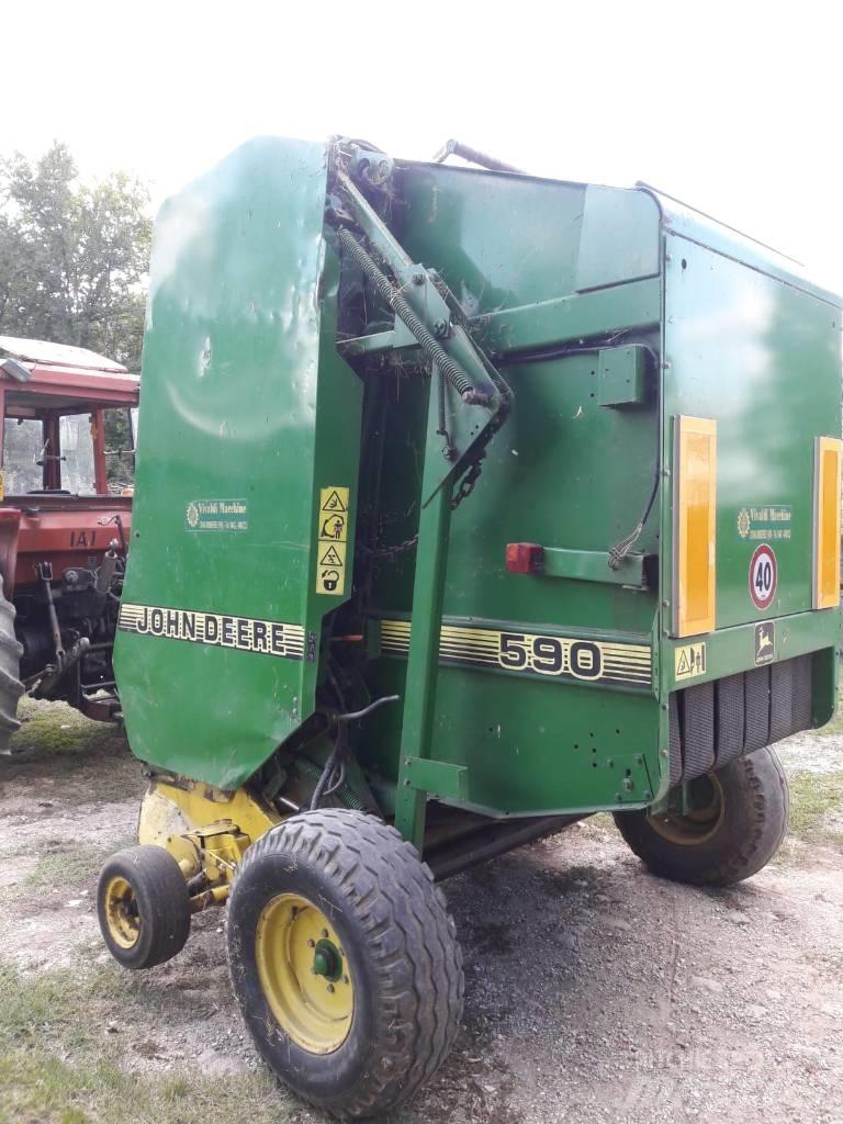 John Deere 590 Rituļu preses