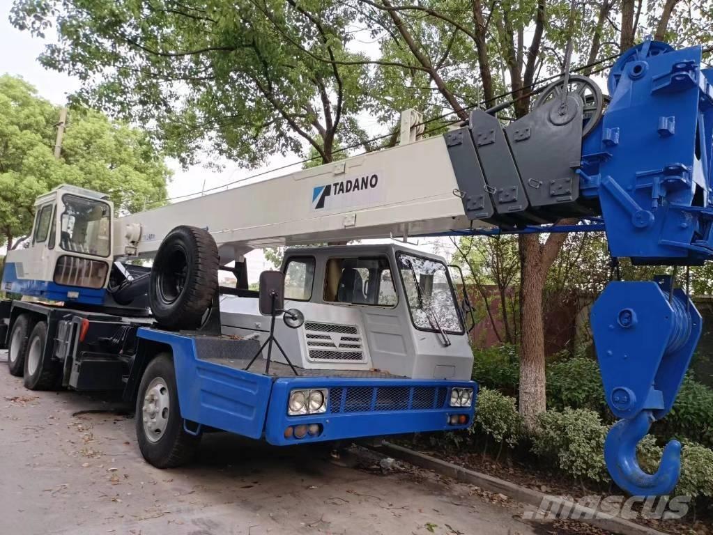 Tadano TL300E Visurgājēji celtņi