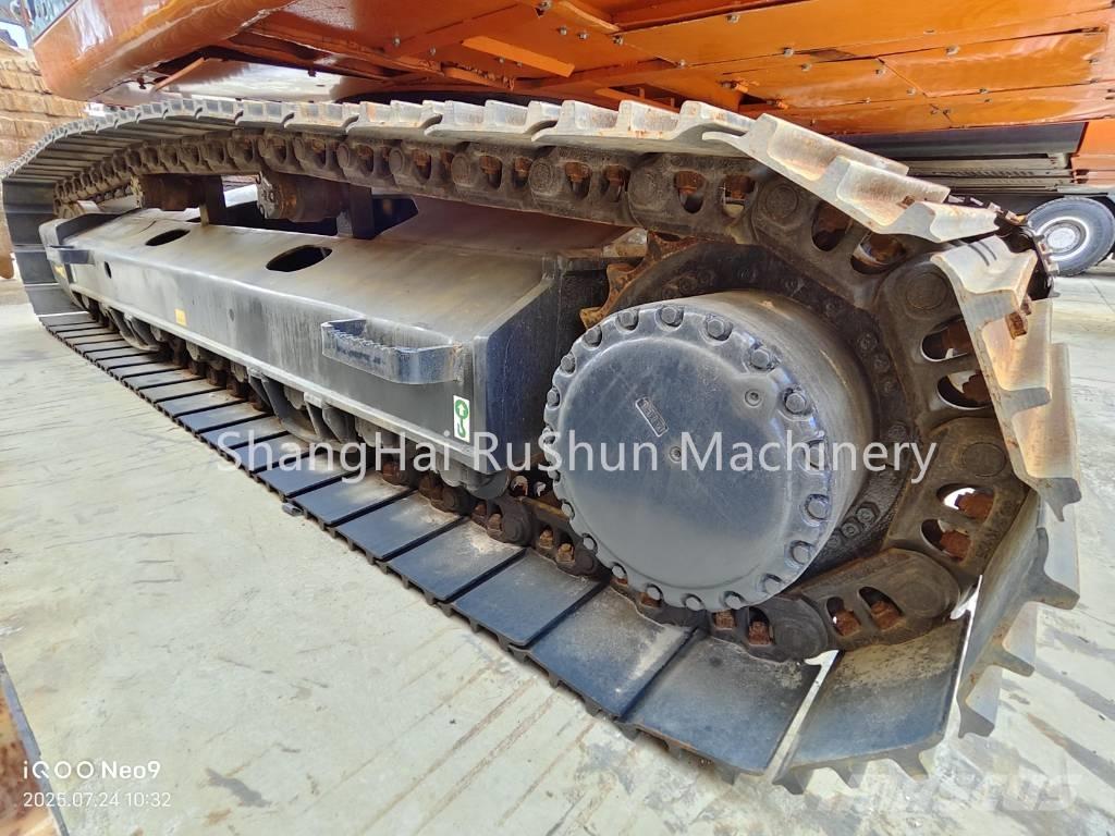 Doosan 225-7 Kāpurķēžu ekskavatori