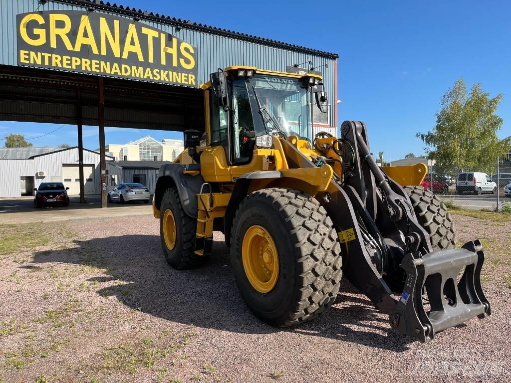 Volvo L 120 H / L120H Iekrāvēji uz riteņiem