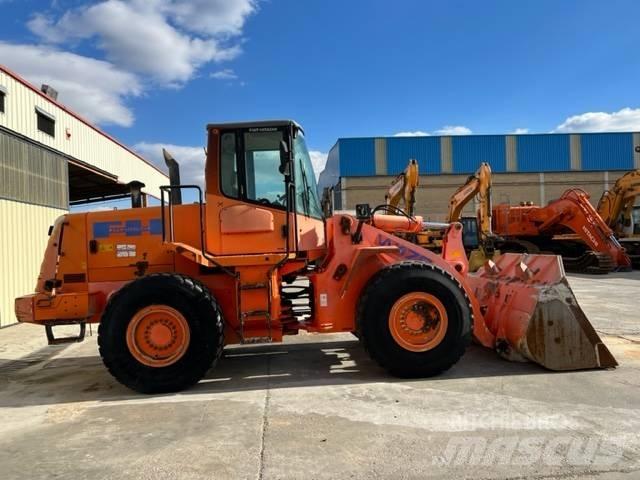Fiat-Hitachi W170 Iekrāvēji uz riteņiem
