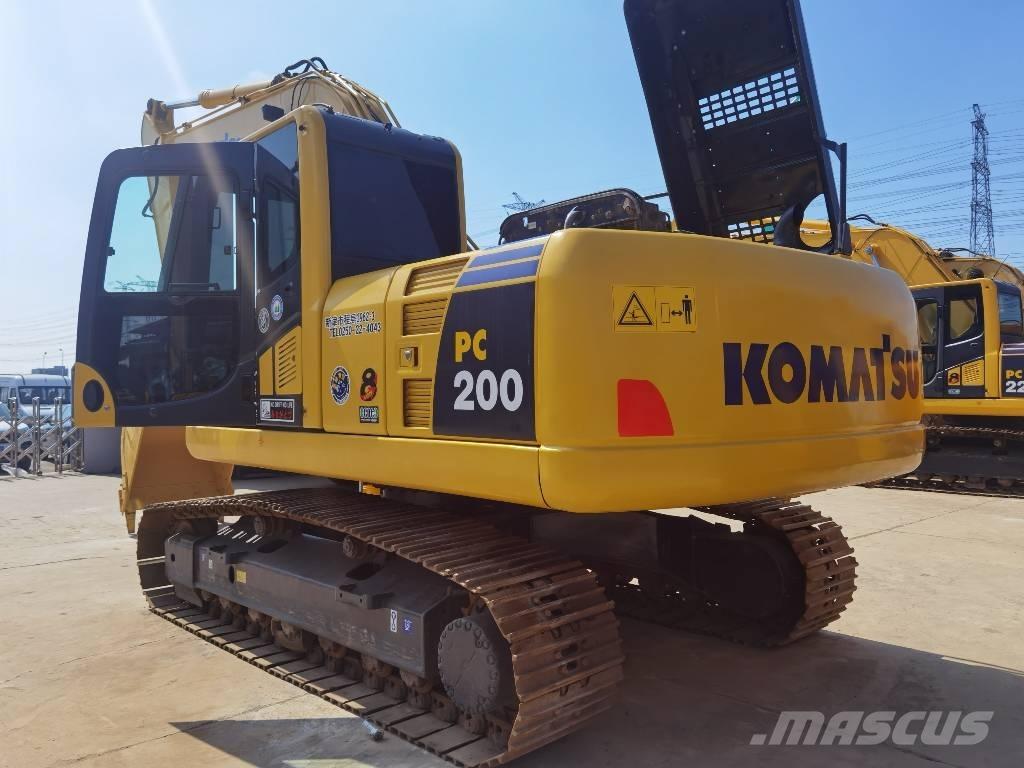 Komatsu PC 200-8 Kāpurķēžu ekskavatori