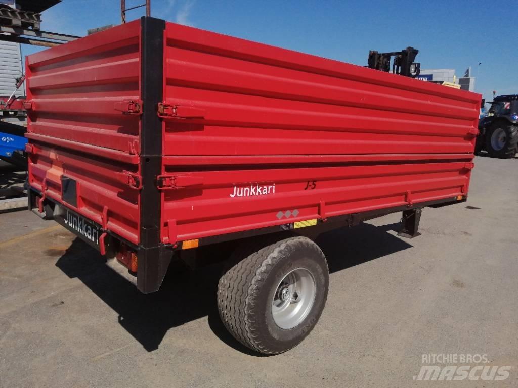 Junkkari J 5 Standarta piekabes