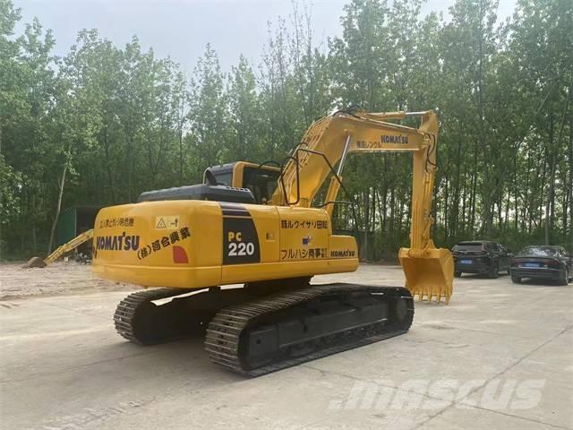 Komatsu PC 220-8 Kāpurķēžu ekskavatori