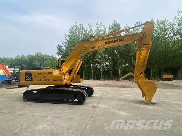 Komatsu PC 220-8 Kāpurķēžu ekskavatori