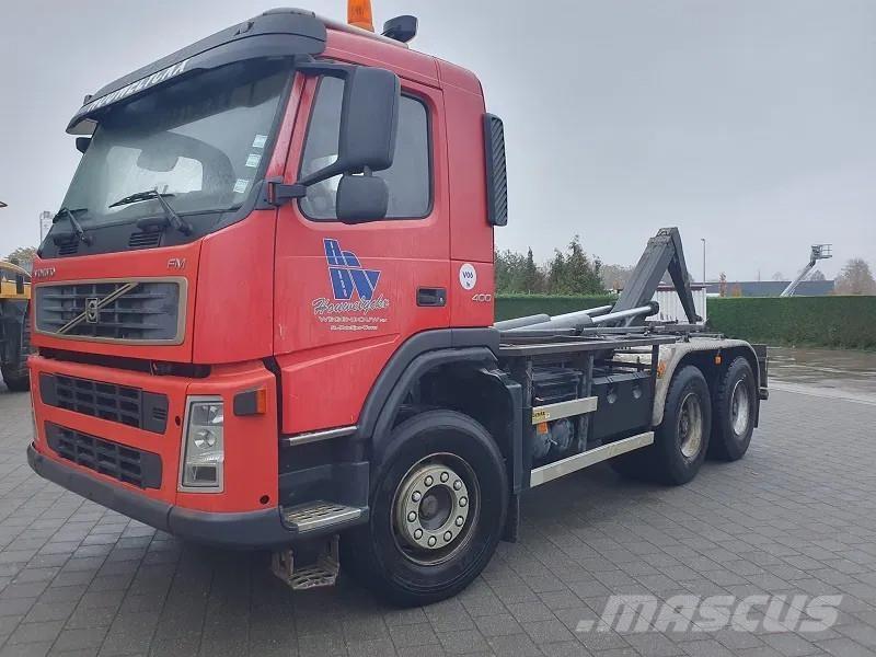 Volvo FM 400 Treileri ar āķi