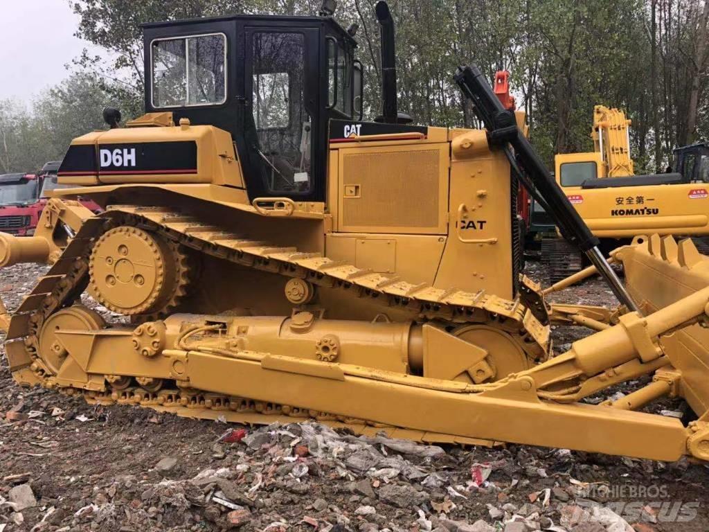 CAT D 6 H Kāpurķēžu buldozeri