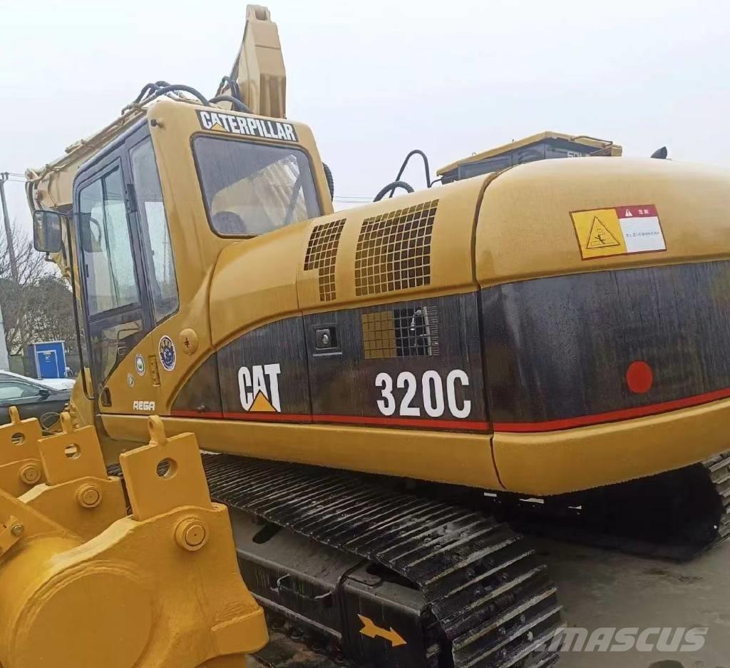 CAT 320 C Kāpurķēžu ekskavatori