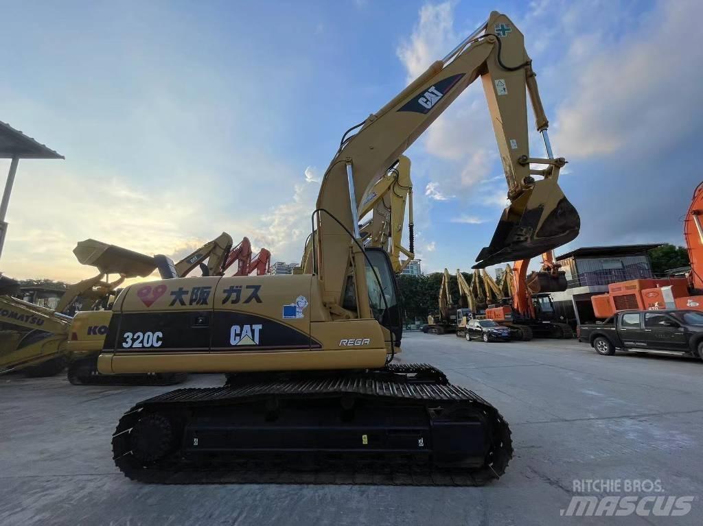 CAT 320C Vidēja lieluma ekskavatori 7 t - 12 t