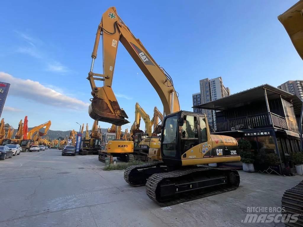 CAT 320C Vidēja lieluma ekskavatori 7 t - 12 t