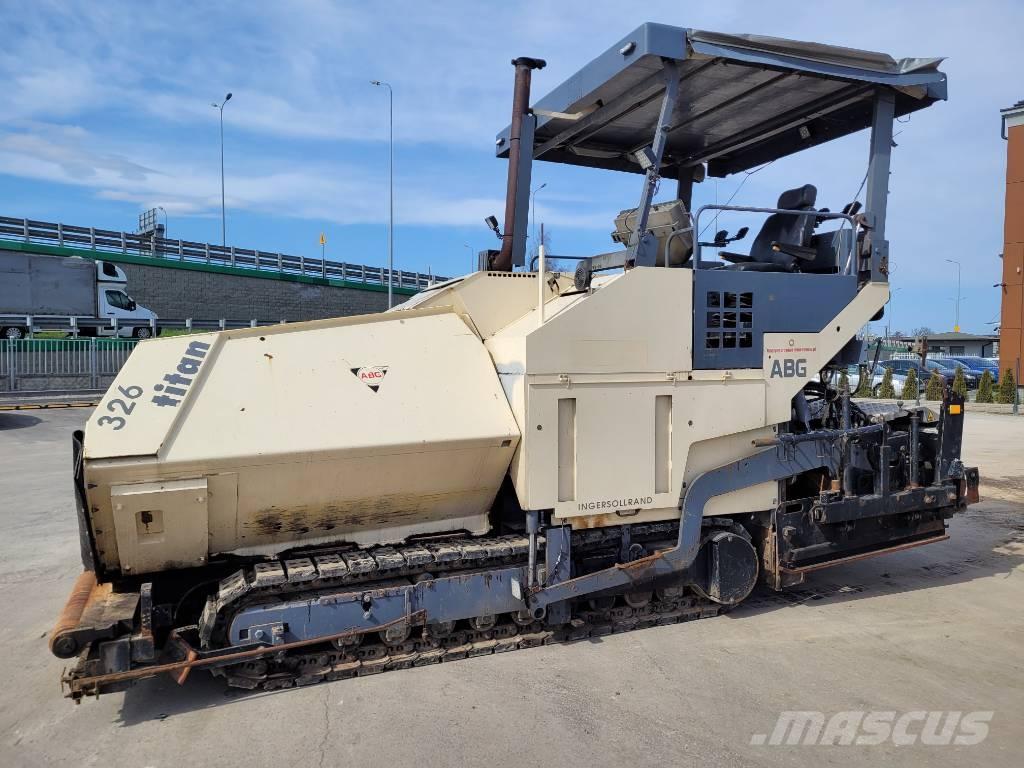 ABG Titan 326 Asfalta klājēji