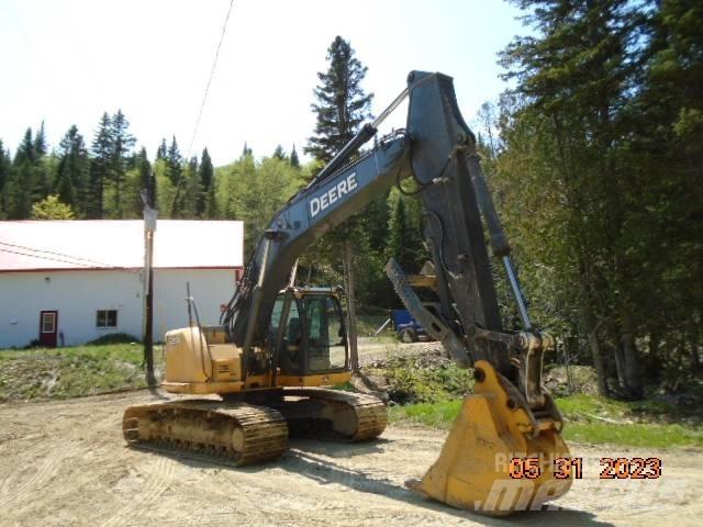 John Deere 225 DLC Kāpurķēžu ekskavatori