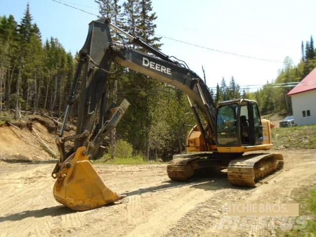John Deere 225 DLC Kāpurķēžu ekskavatori