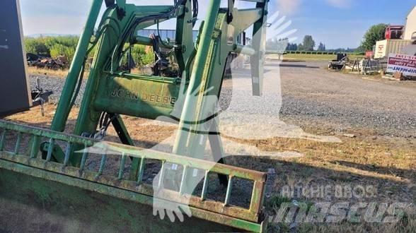 John Deere 740 Cits traktoru papildaprīkojums