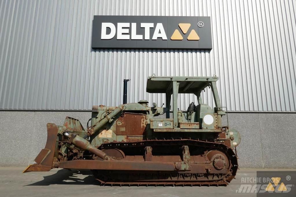 CAT D7F Ex-army Kāpurķēžu buldozeri