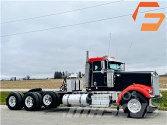 Kenworth W 900 Vilcēji