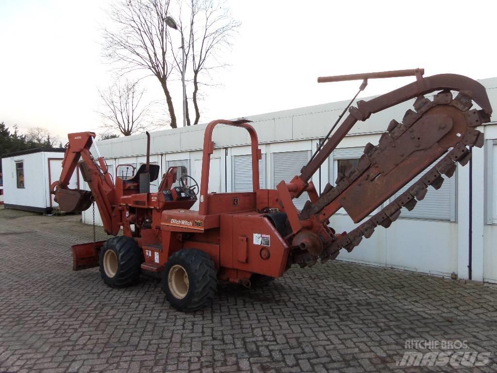 Ditch Witch 4010 DD Tranšeju racēji