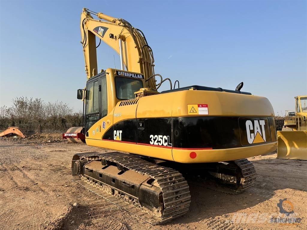 CAT 325 C Kāpurķēžu ekskavatori