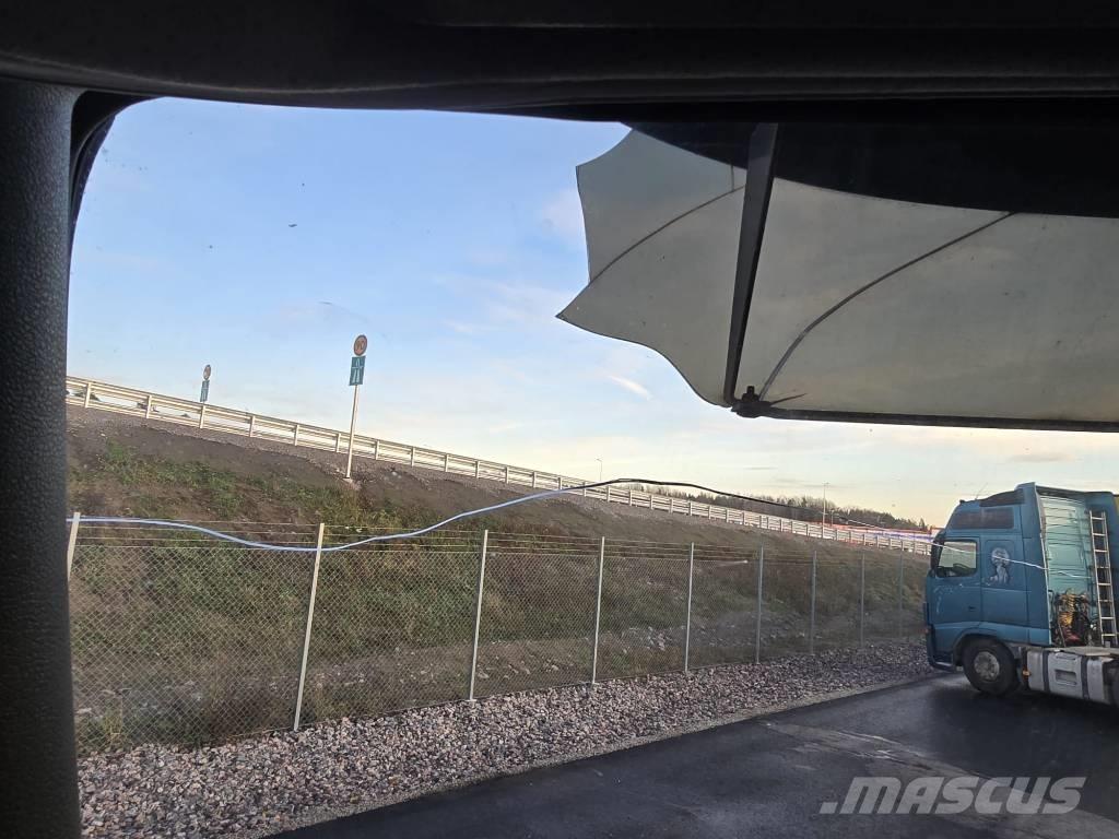 Volvo FM 330 Furgons