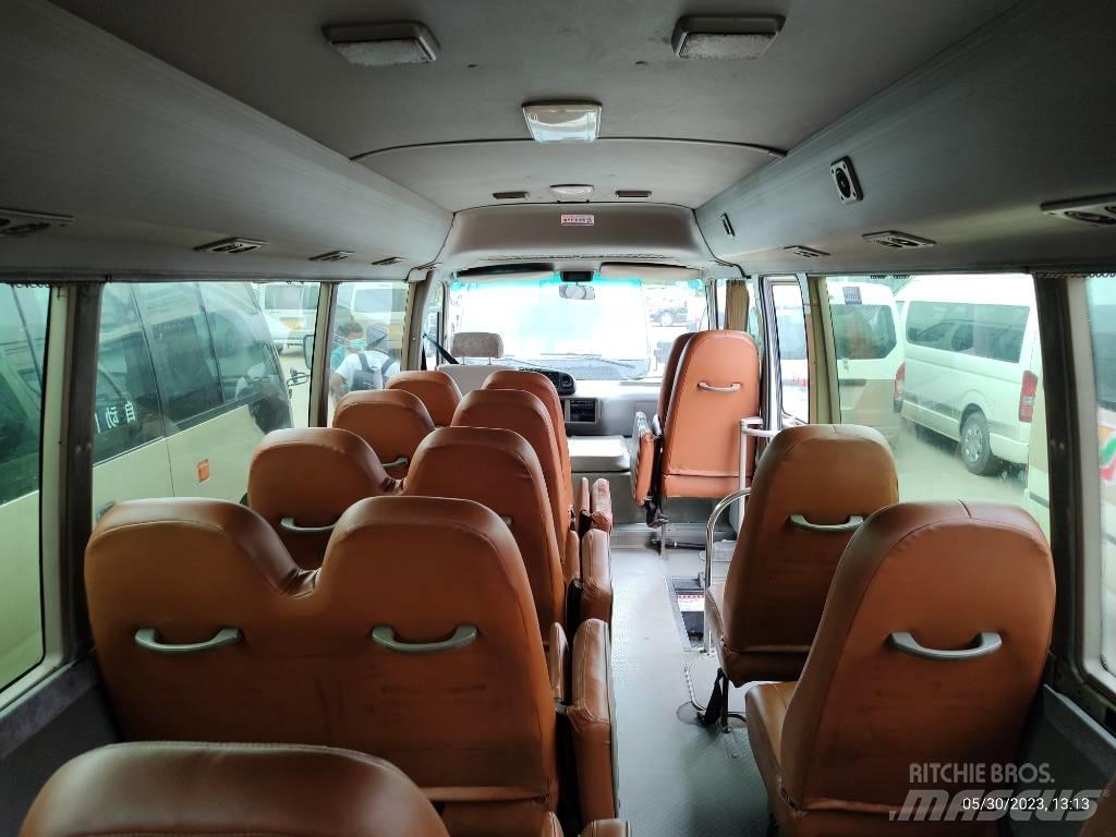 Toyota Coaster Starppilsētu autobusi
