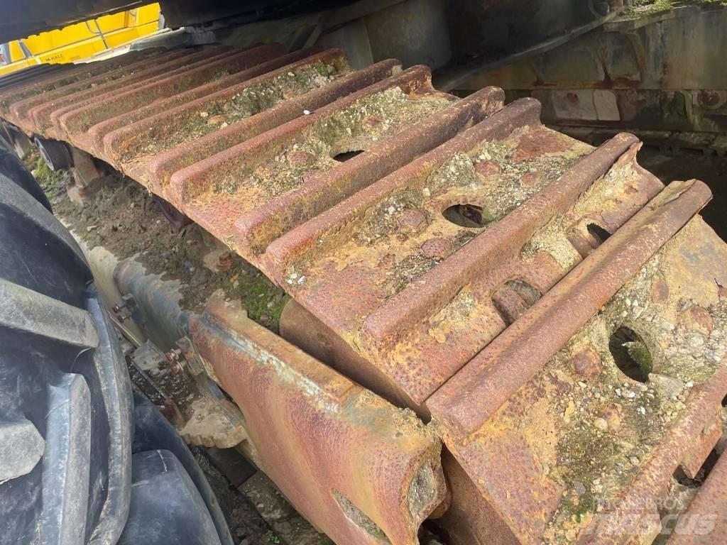 Komatsu PC700LC-11 Kāpurķēžu ekskavatori