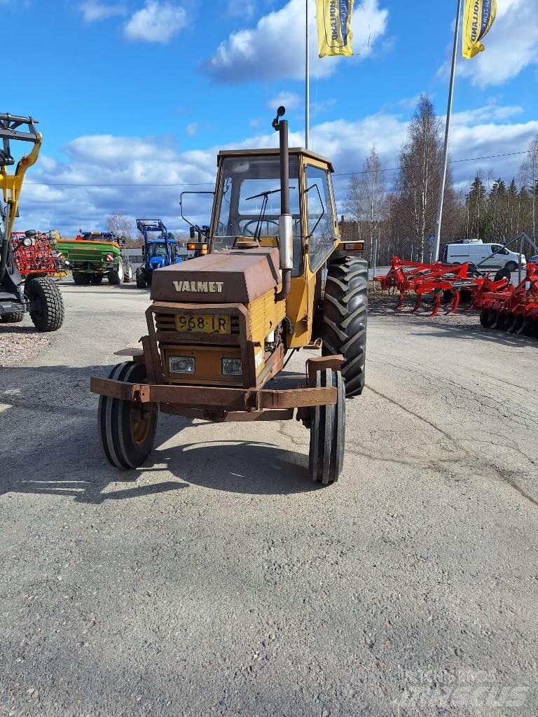 Valmet 702 Traktori