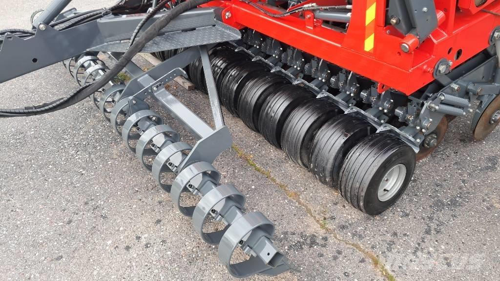 Tume Nova Combi 4000 Kombinētās sējmašīnas