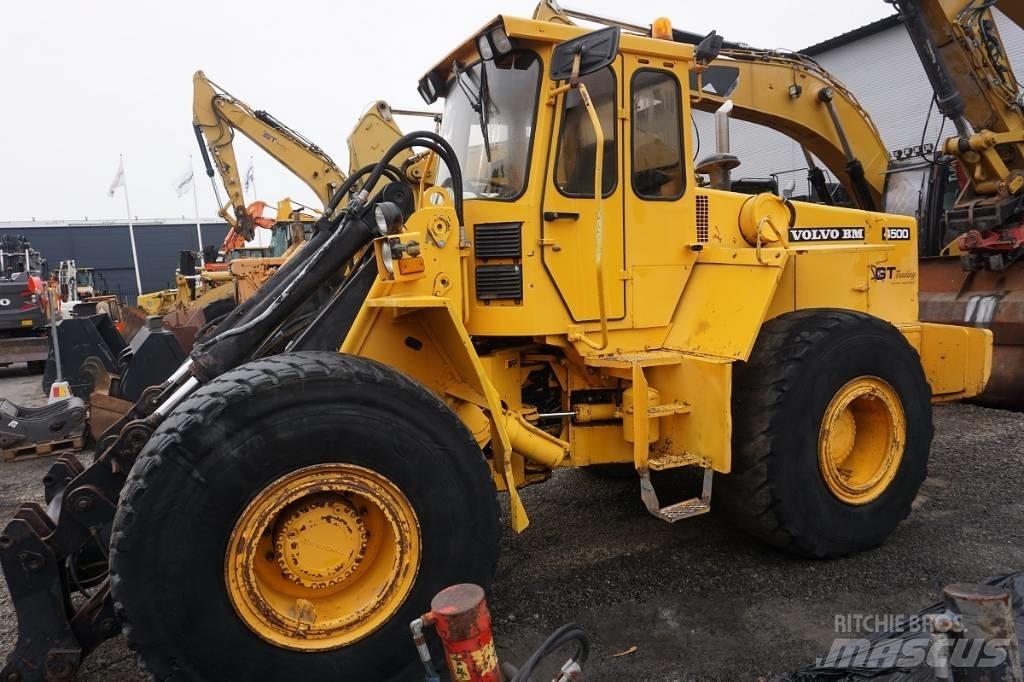 Volvo 4500 Iekrāvēji uz riteņiem