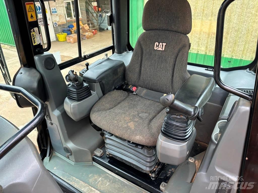 CAT D 6 K 2 LGP Kāpurķēžu buldozeri